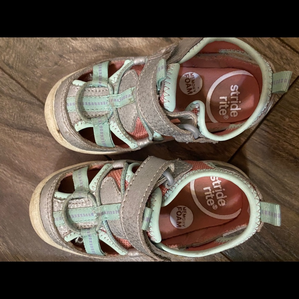 Water shoes